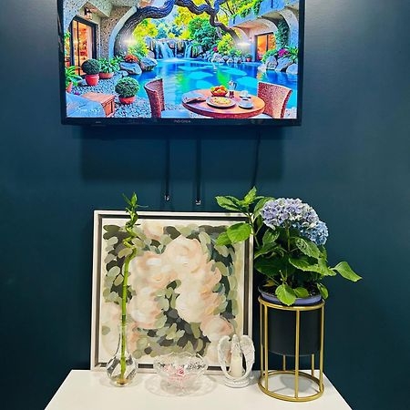 Fancy Studio Private Entrance Selden Εξωτερικό φωτογραφία